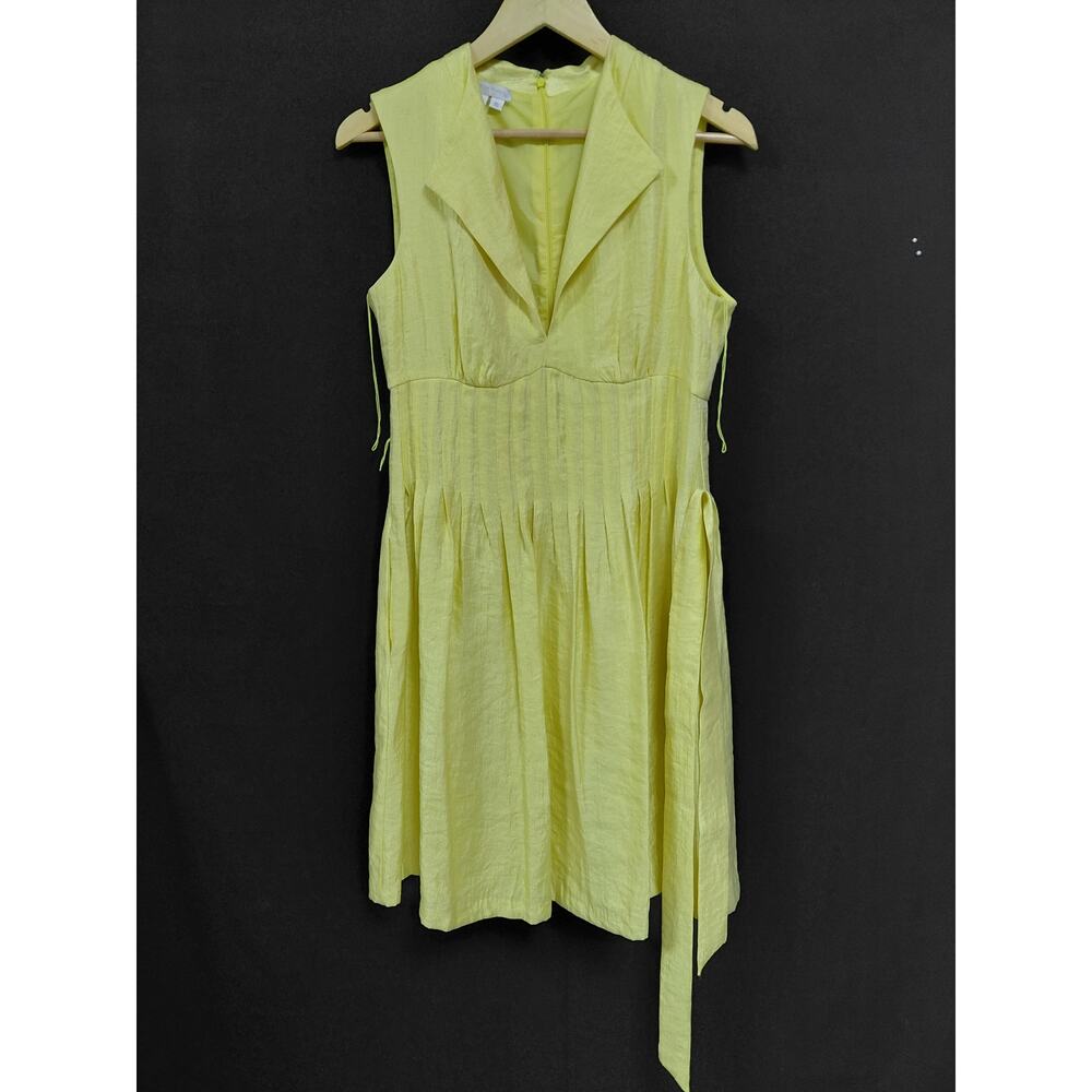 LONDON TIMES Yellow Sleeveless Dress Solid V-Neck Knee Length Women Size 10